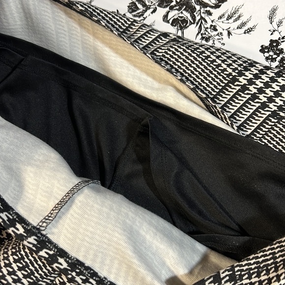 Carmen Marc Valvo Black & White Houndstooth Knit Midi Dress Sleeveless - Picture 13 of 13